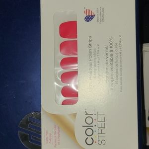 Color Street Kissing Booth